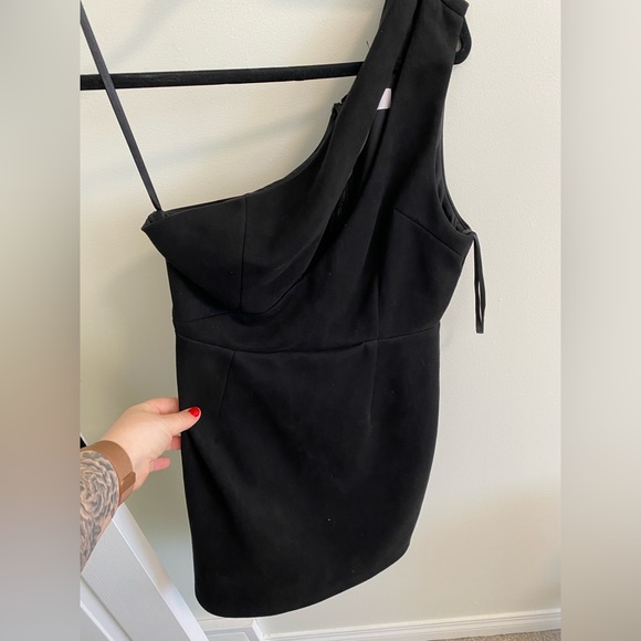 By the way revolve mini asymmetrical dress - Picture 2 of 4